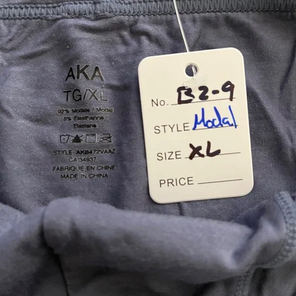 Modal XL brief - Picture 4 of 4